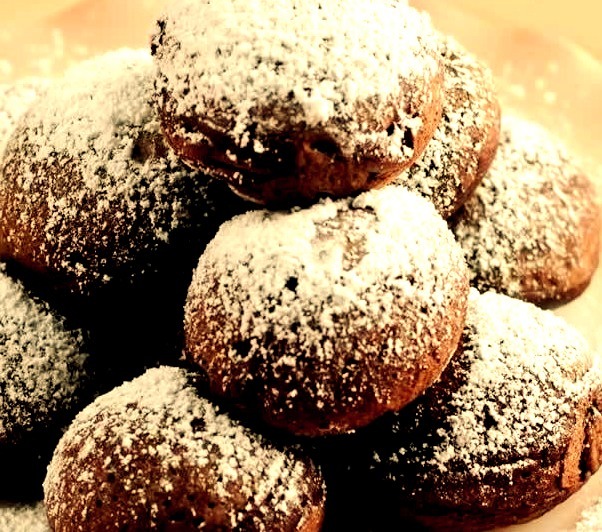 Mexicano Chocolate Ebelskivers (Aebleskivers). 