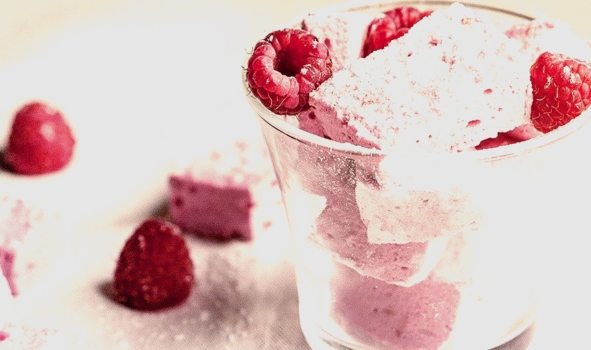 Marshmallows Made With Fresh Raspberriesfor 6 People:Preparation: 10 Minutes - Cooking Time: 10 Minutes - Rest: 24 Hours150g Caster Sugar50ml Water45g + 67g Glucose Syrup150g Raspberries12g...