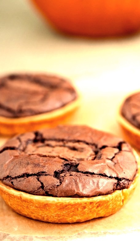 Recipe: Mini Candy Bar Brownie Pies