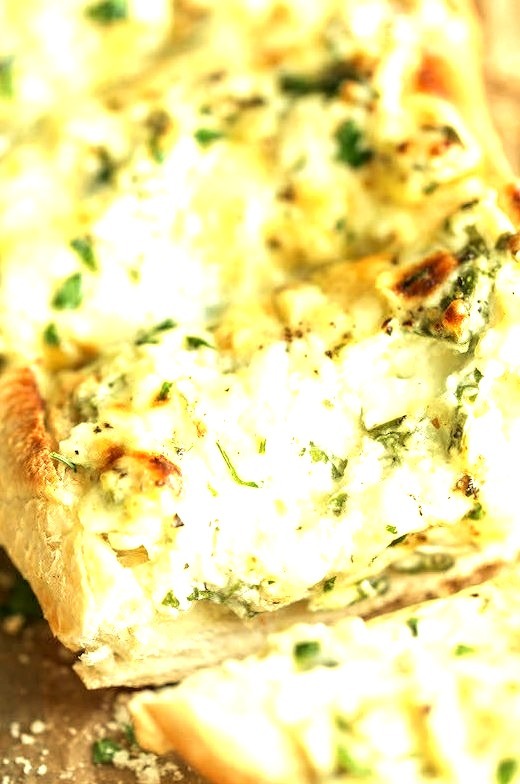 Spinach and Artichoke Dip French Bread